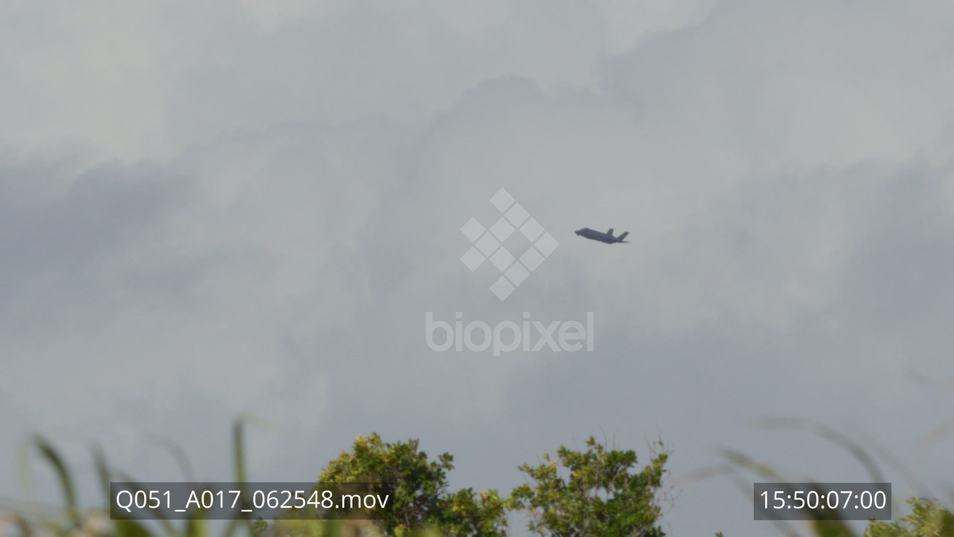 Aircraft – F-35B VFMA-214 flying and landing in slow motion 240 frames per second 4K 3